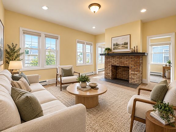 3rd image of 459 Chestnut St #2
