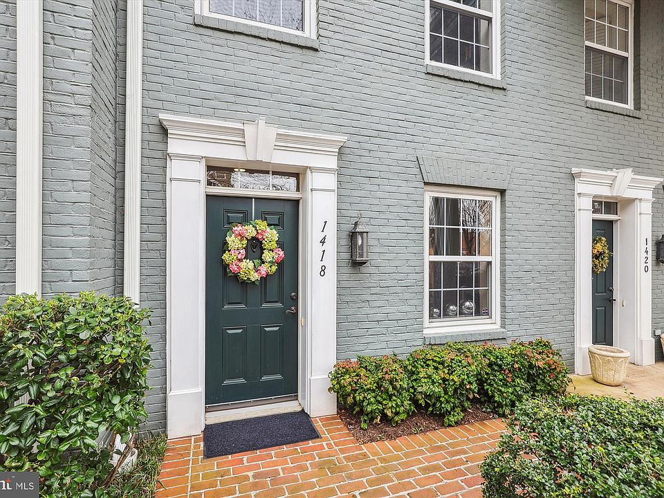 1st image of 1418 Roundhouse Ln