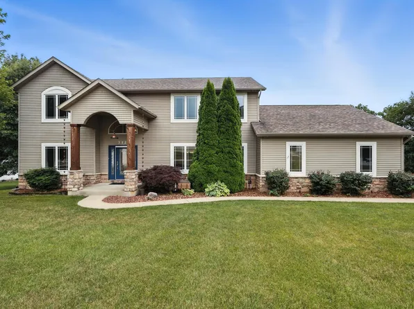 312 W Rigg St, New Carlisle, IN 46552