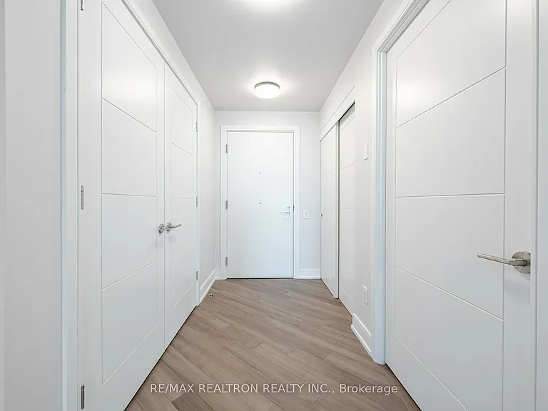 2525 Bathurst St #1101 — Photo 2