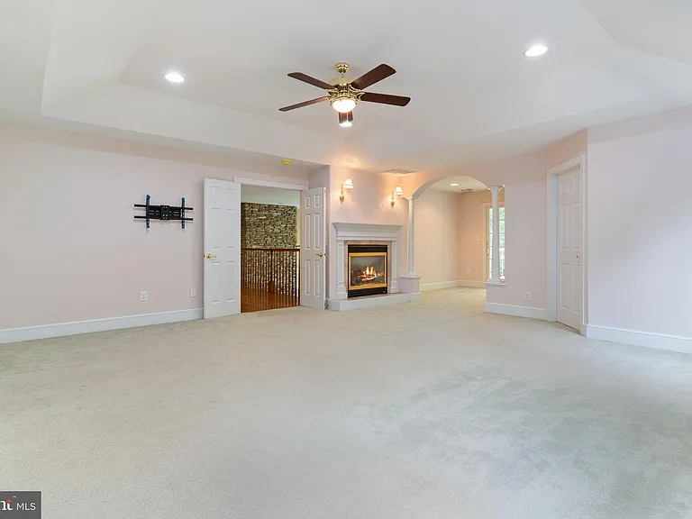 45105 Mill Creek Way — Photo 38