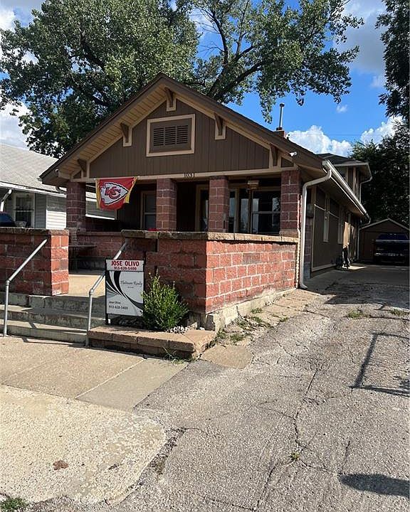1031 Custer Ave, Kansas City, KS 66105 MLS 2449439 Zillow