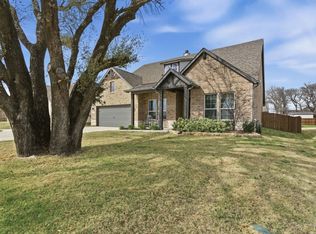 1117 Springfield Rd, Springtown, TX 76082