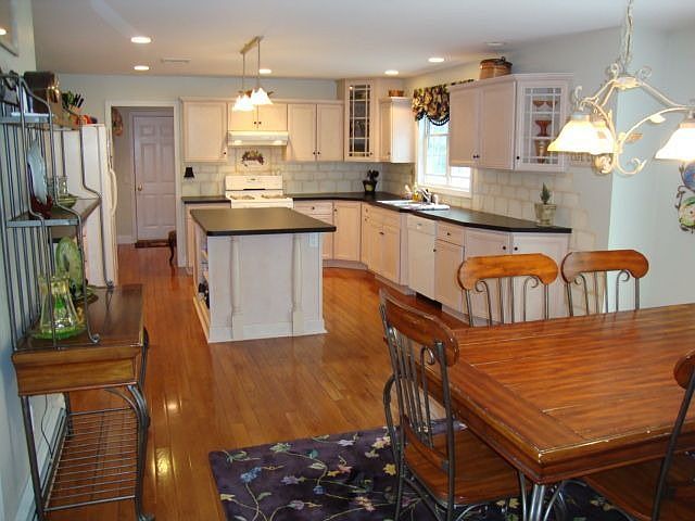 Custom Kitchen
