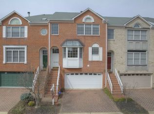 8132 Madrillon Ct, Vienna, VA 22182