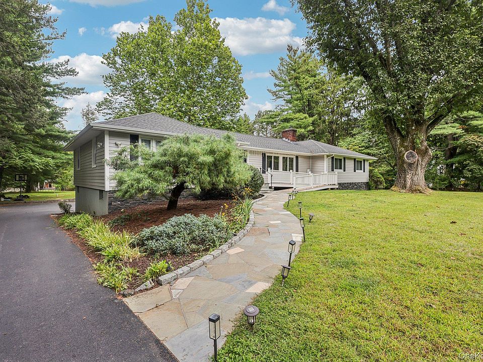 1st image of 540 Hilltop Road