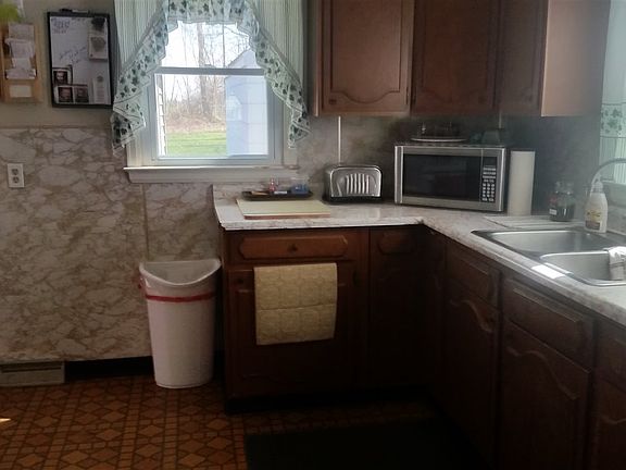 5th image of 3 Highland Ave