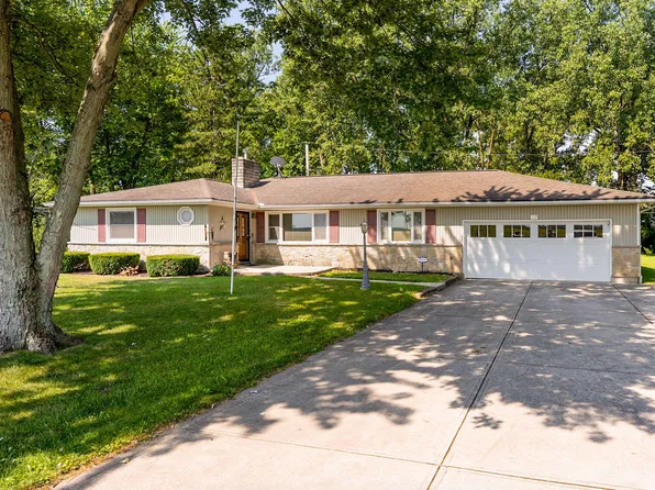 207 Darby Creek Dr, Galloway, OH 43119