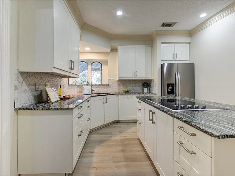 714 Last Arrow Dr — Photo 21