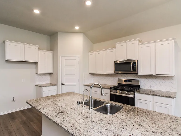 6317 Crownmere Dr — Photo 3