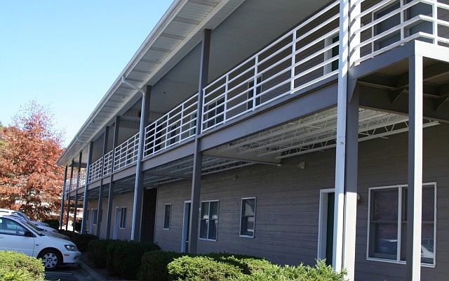 1st image of 164 Boone Creek Dr APT 1