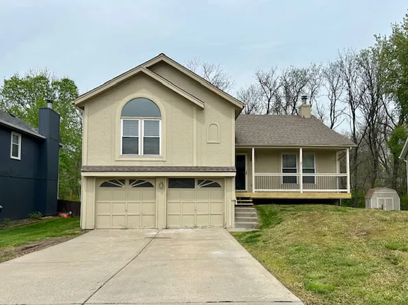 1142 NW 63rd St, Kansas City, MO 64118