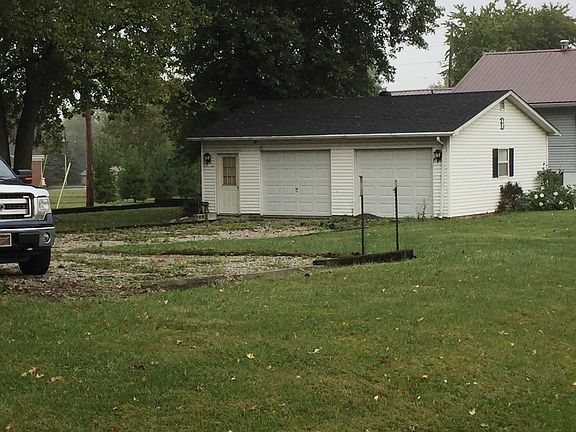 Detached 2+ Car Garage