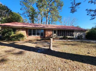 601 S Goodman St, Sparks, GA 31647
