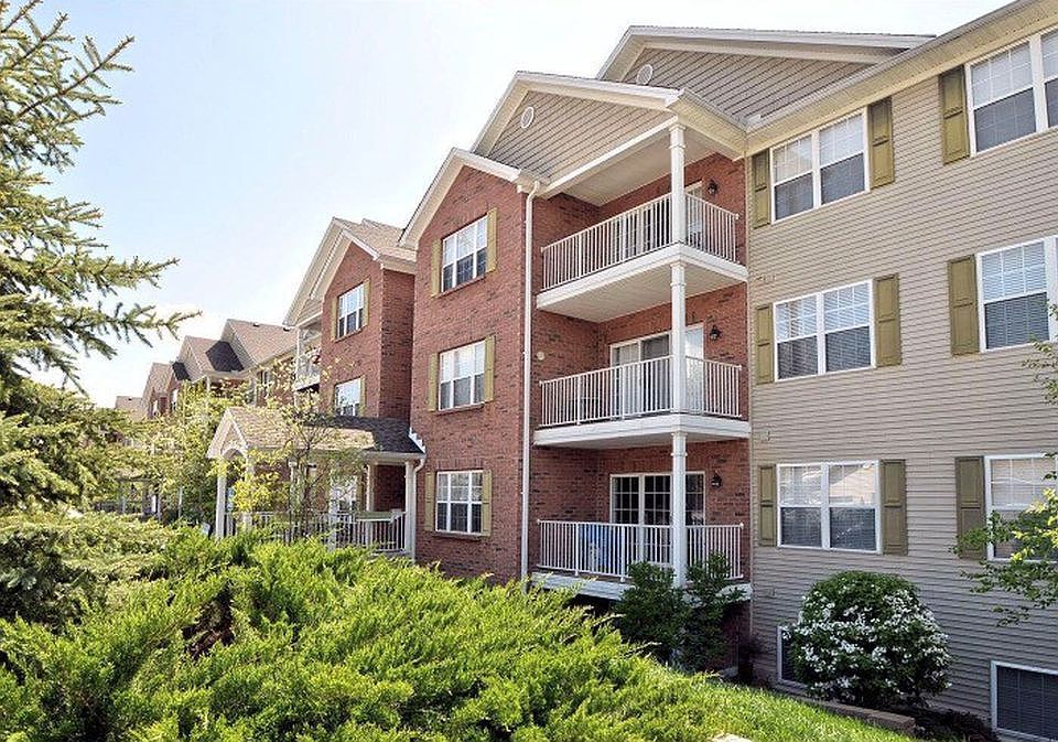 1st image of 4506 Clearwater Pl Unit 2
