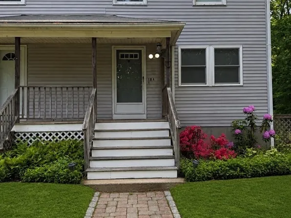 18-18 Ascension St #A, Blackstone, MA 01504