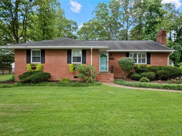 10228 Ashburn Rd, North Chesterfield, VA 23235