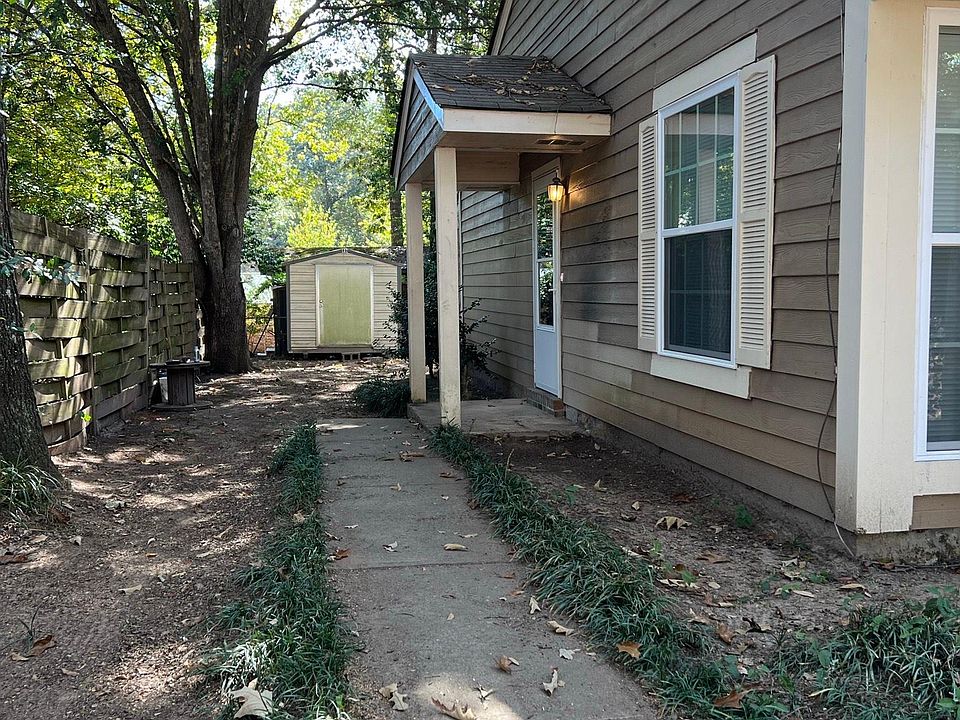 1st image of 266 Somerset Dr