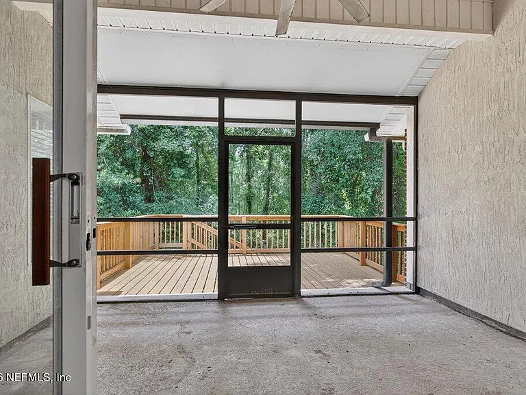 1634 Majestic View Ln — Photo 44