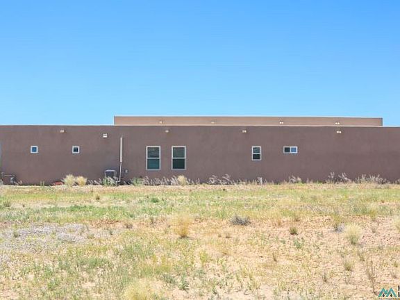 5th image of 1022 La Paloma St