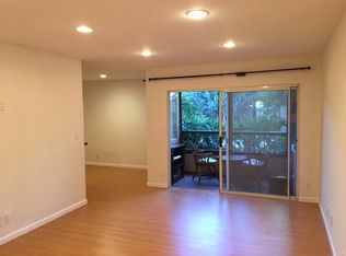 18307 Burbank Blvd UNIT 9, Tarzana, CA 91356