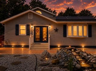 107 W Beach Rd, Williamstown, NJ 08094