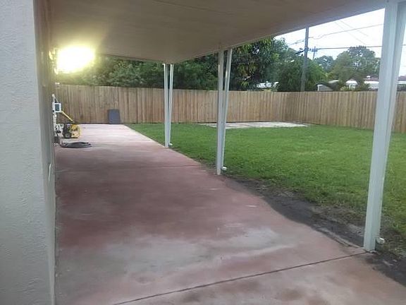 covered terrace 