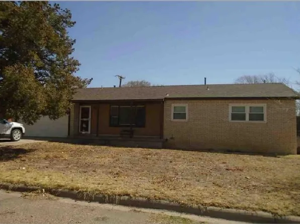1421 Elm Ave, Dalhart, TX 79022