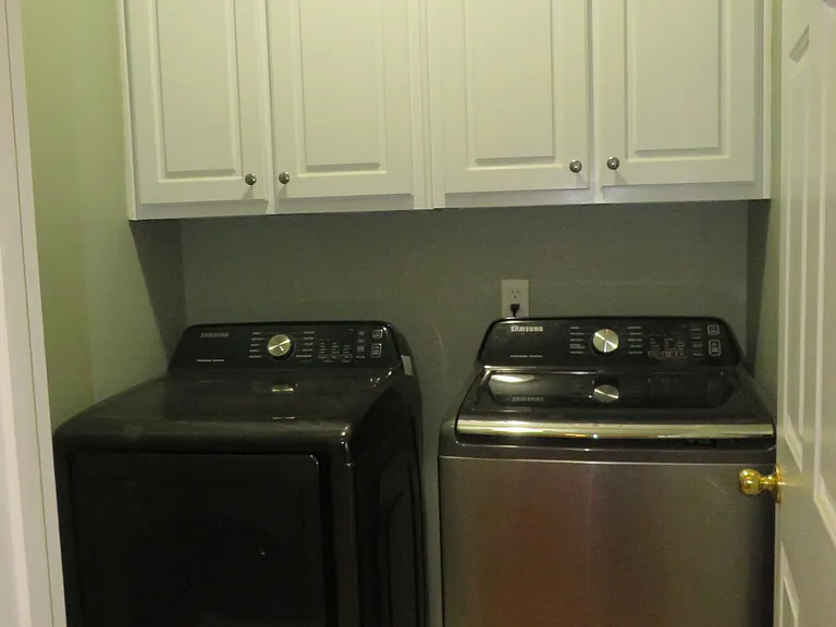 2205 Crescent Walk — Photo 26