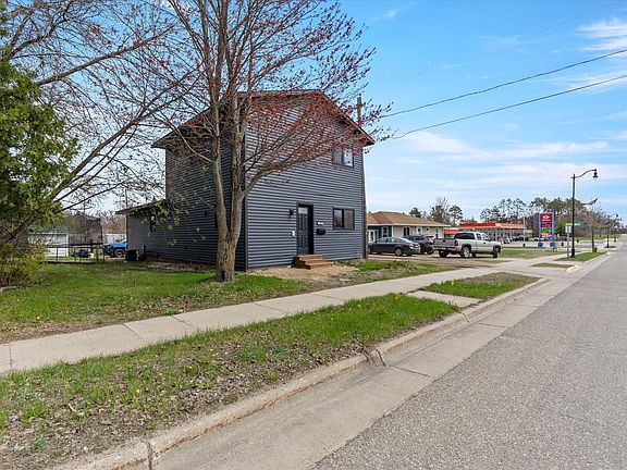 2nd image of 1009 2nd Ave NE