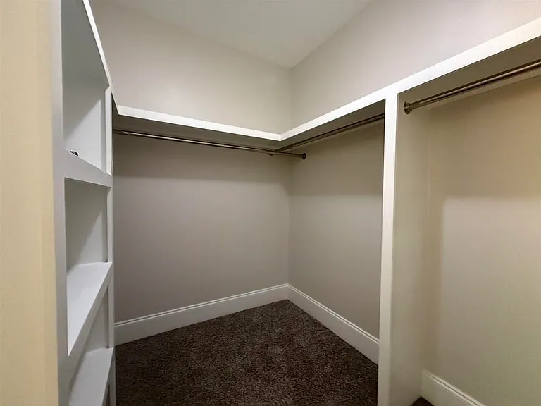 855 Avery Park Dr — Photo 33