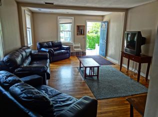 10-12 Grafton St, Newport, RI 02840