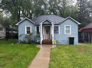 1431 Sunset Dr, Round Lake Beach, IL