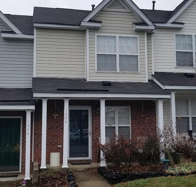1st image of 1044 Oak Blossom Way