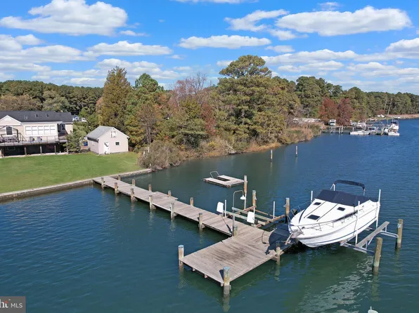 1715 Little Creek Rd, Chester, MD 21619