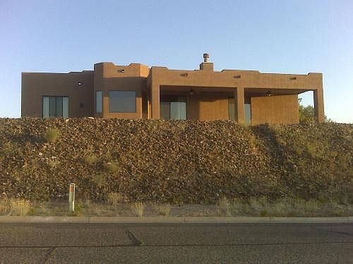 1st image of 315 W Cottonwood Lane