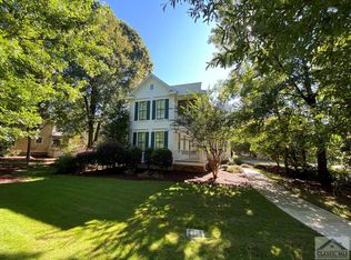 17 Royal Oak Dr, Athens, GA 30607