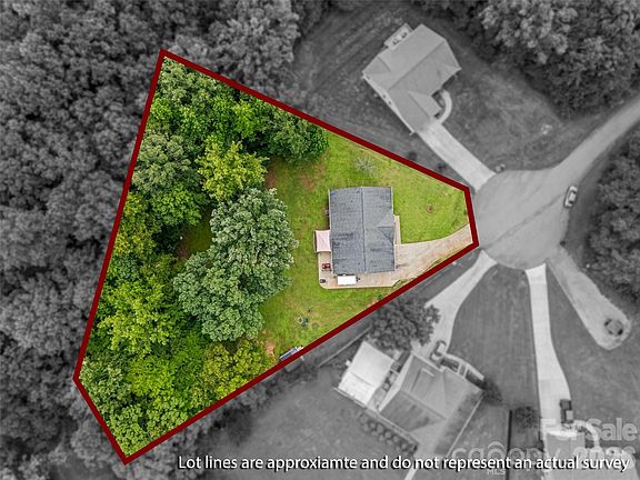 3rd image of 4108 Lydia Suzanne Pl