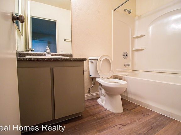 3rd image of 259 N Lamb Blvd