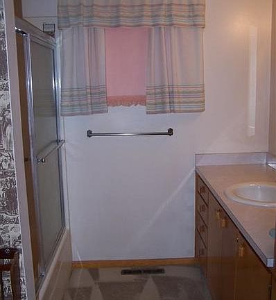 3rd image of 2802 Anna Ave