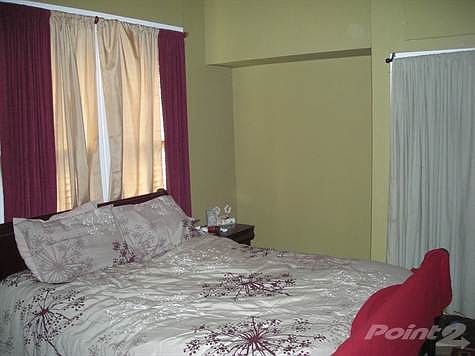 1703 North State 006