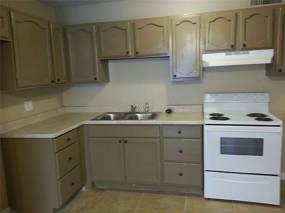 2nd image of 5138 Greene Ln APT B