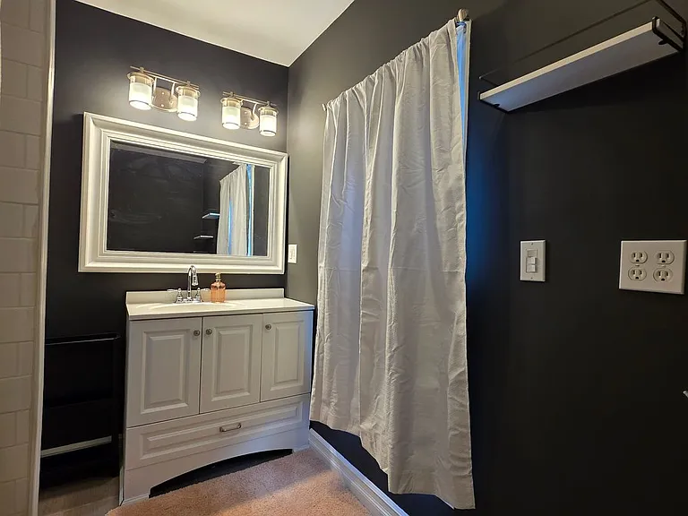 149 Adam St — Photo 12
