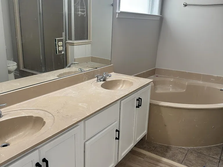 1237 Travers Ln — Photo 11