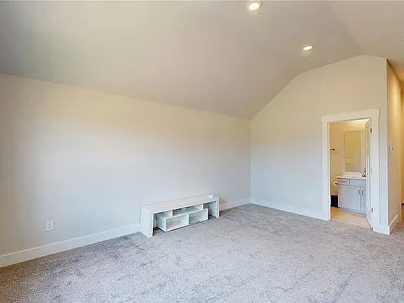 155 Founders Blvd — Photo 8