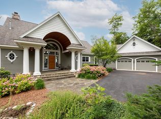 566 S Manitou Trl, Lake Leelanau, MI 49653