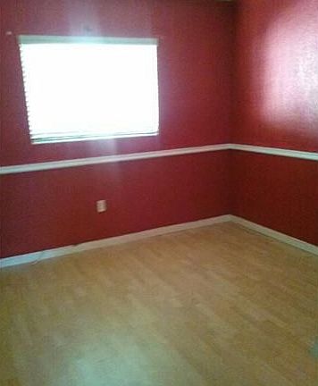 4th image of 1330 W 54th St APT 227C