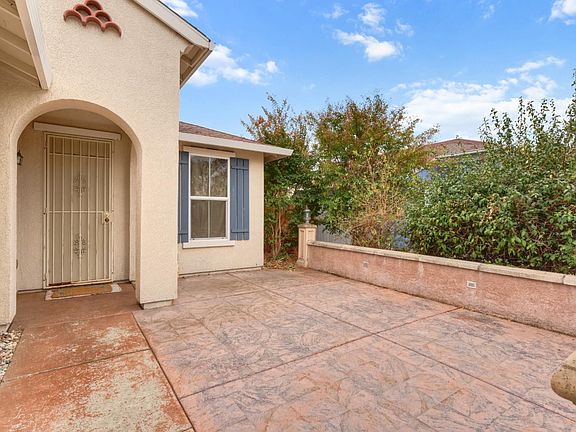4th image of 4148 Crumley Way