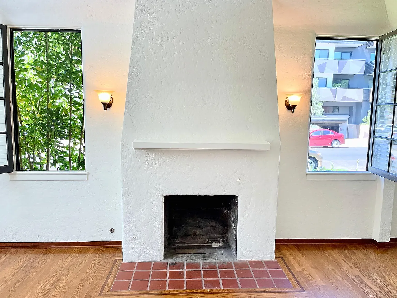 2 bed, 1100 sqft, $3,595 — Photo 4