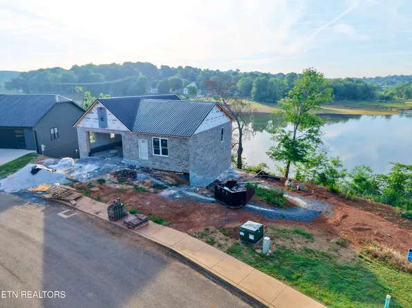 171 Lakeshore Bay Dr, Jefferson City, TN 37760